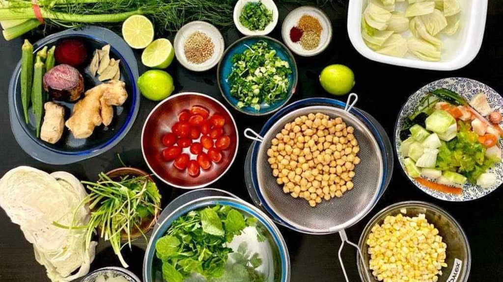 A guide on creating your very own DIY salad bar