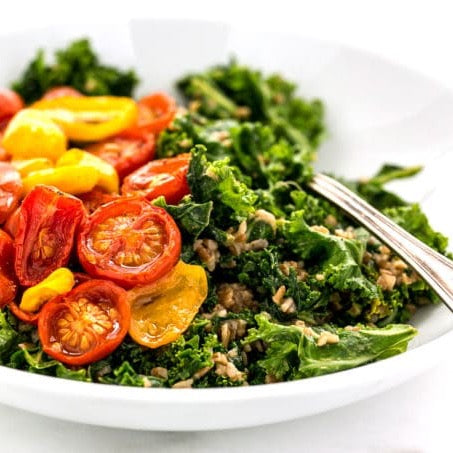 Bulgur with kale and roasted tomatoes